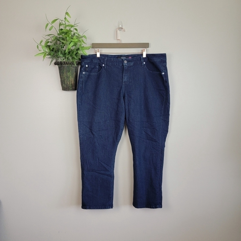 Torrid 22 Skinny Slim Mid Rise Jegging Dark Blue Wash Stretch Jeans Plus
